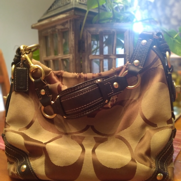 Coach handbag - Picture 1 of 4